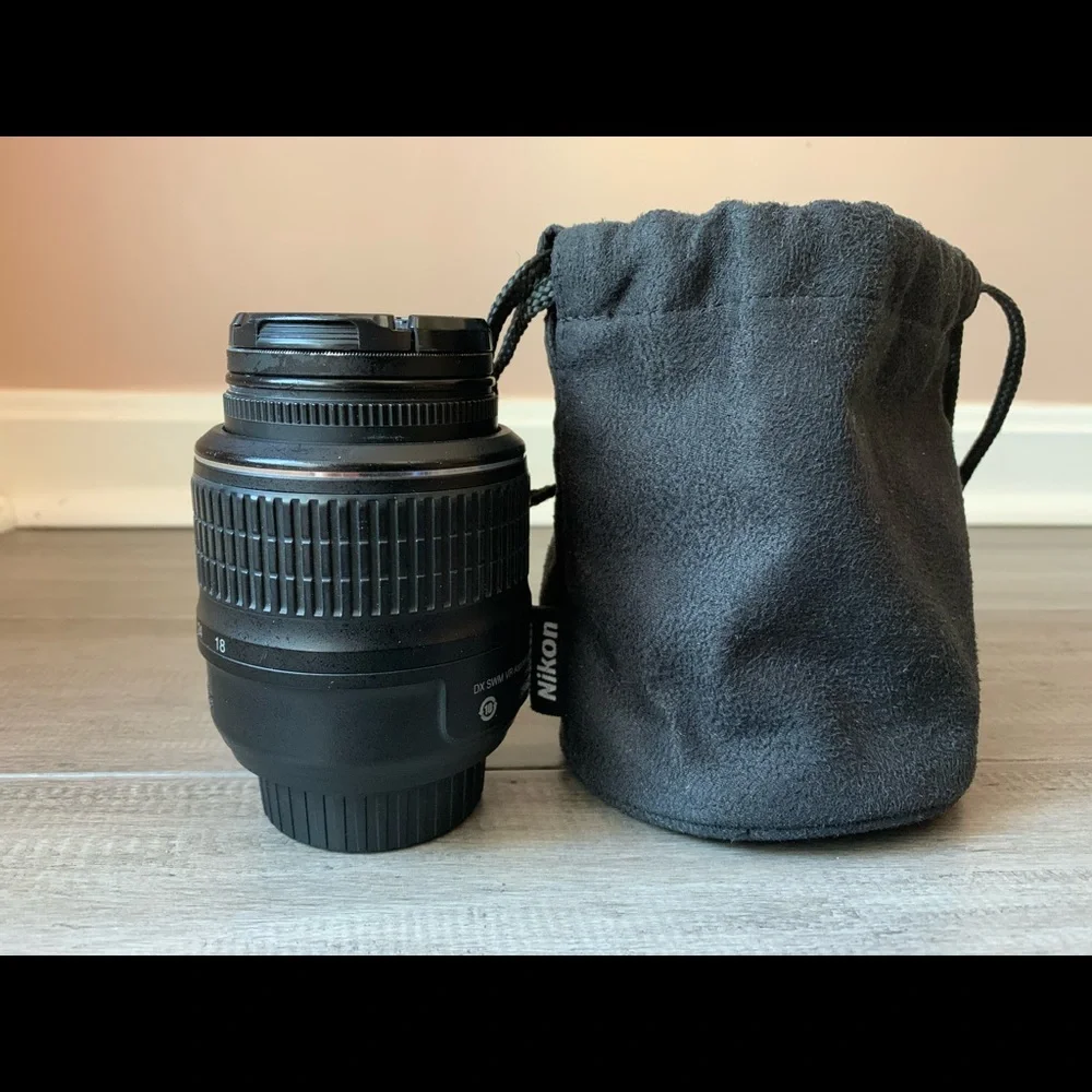 Nikon DX AF-S Nikkor 18-55mm 5.6G VR Lens
